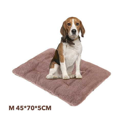 Pet Mat, Ultra-Soft Self-Heating Pet Bed Mat, Suitable For Large, Medium And Small Cats And Dogs, Non-Slip And Heat-Insulating Pet Cage Mat, A Great Helper For Pet Sleep In Winter