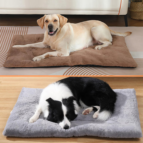 Pet Mat, Ultra-Soft Self-Heating Pet Bed Mat, Suitable For Large, Medium And Small Cats And Dogs, Non-Slip And Heat-Insulating Pet Cage Mat, A Great Helper For Pet Sleep In Winter